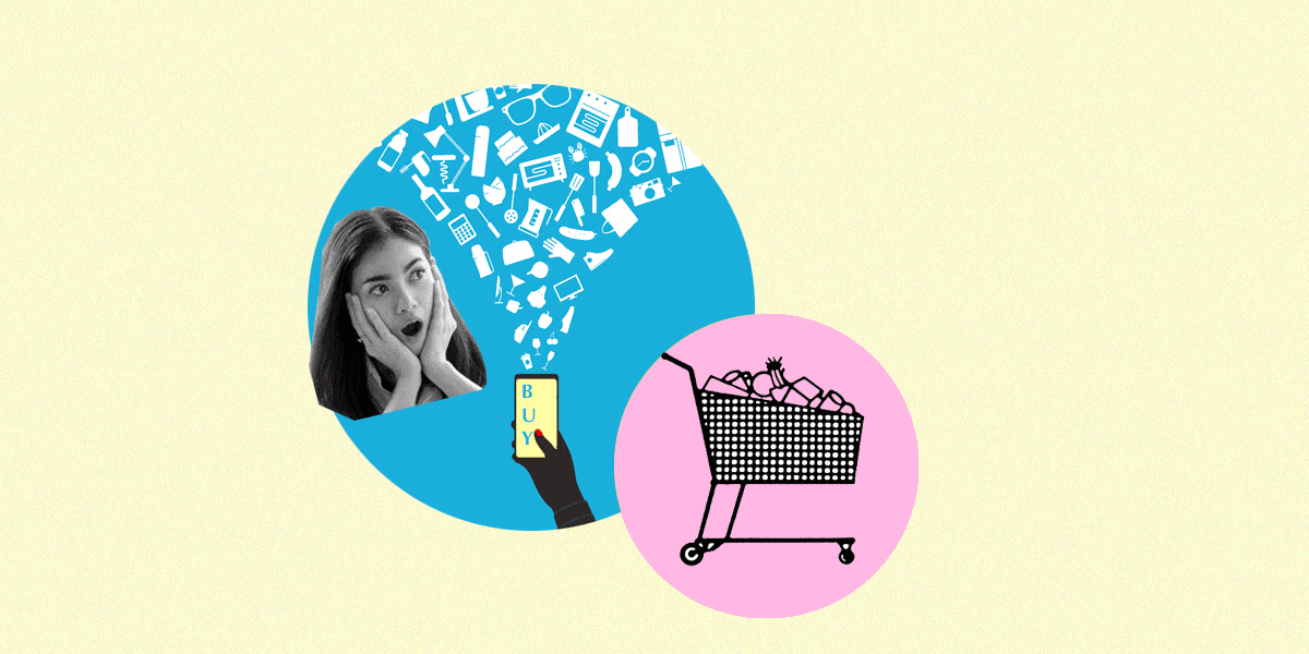 Mujer compra por Internet
