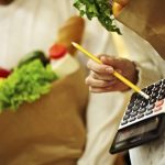 Calculando gastos en alimentos